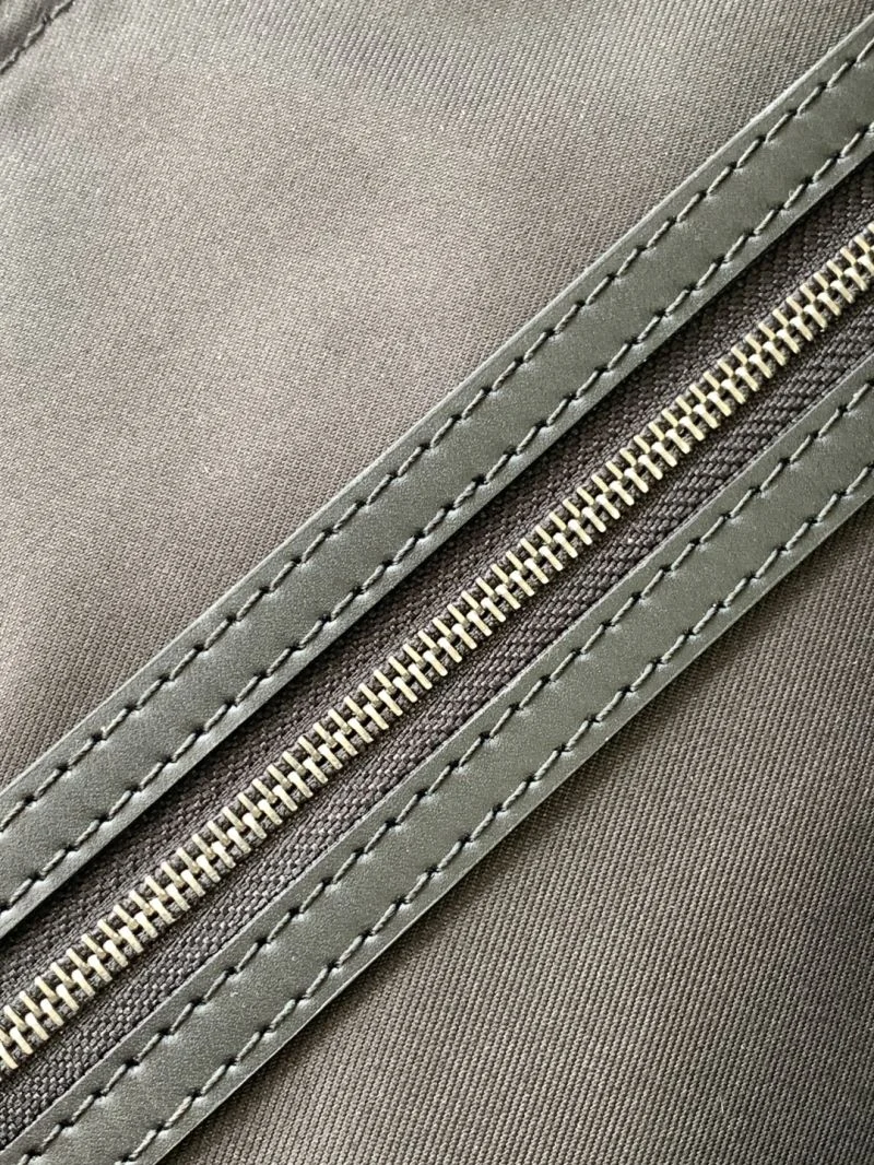 Louis Vuitton Travel Bags Refined 42142