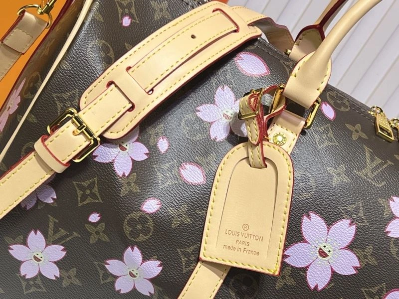 Sleek Louis Vuitton Travel Bags 79953