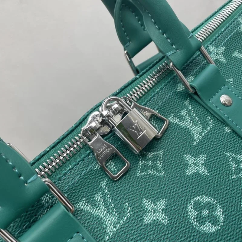 Louis Vuitton Travel Bags Vibrant 41722
