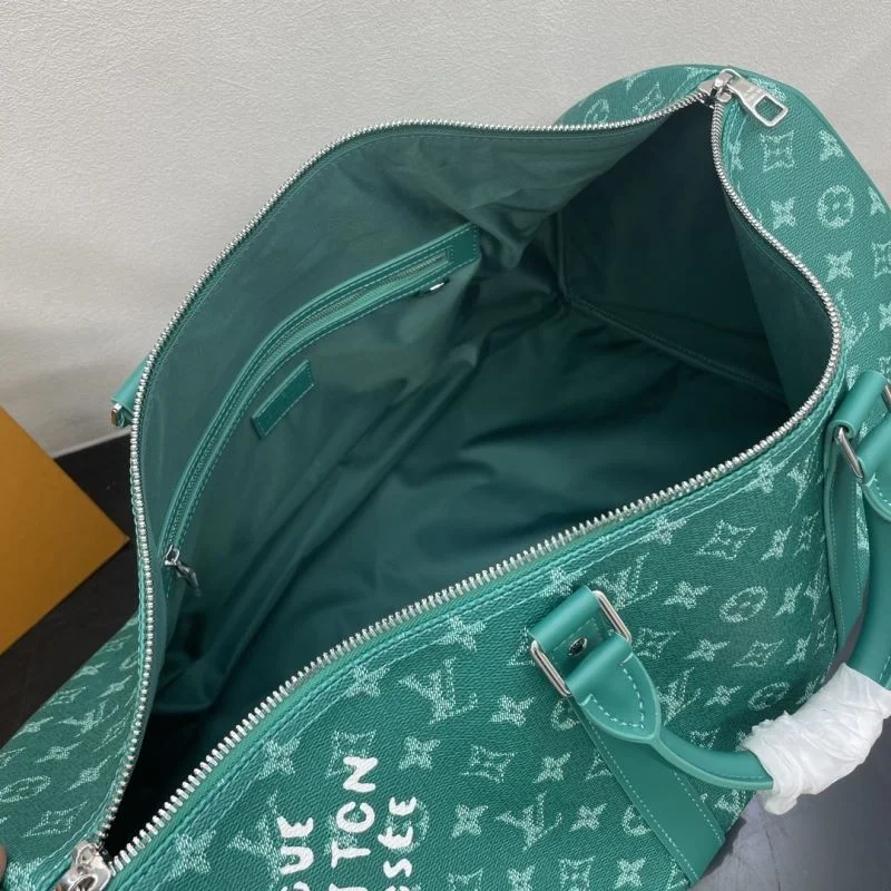 Louis Vuitton Travel Bags Vibrant 41722