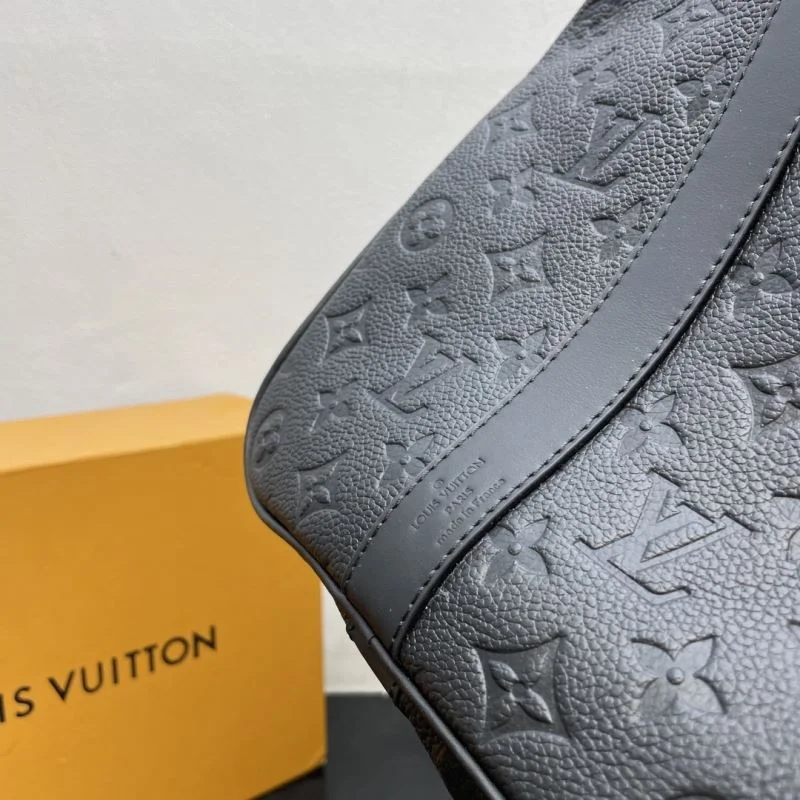 Sustainable Louis Vuitton Travel Bags 41686