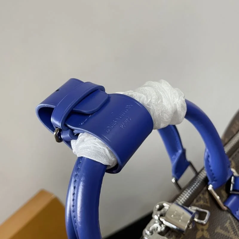 Louis Vuitton Travel Bags Functional 41480