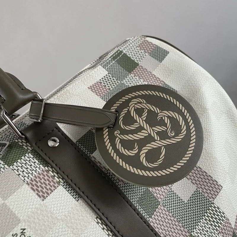 Louis Vuitton Travel Bags RelaxedFit 41501