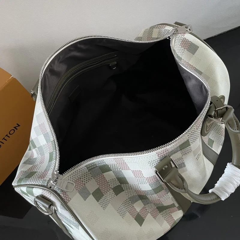 Louis Vuitton Travel Bags RelaxedFit 41501