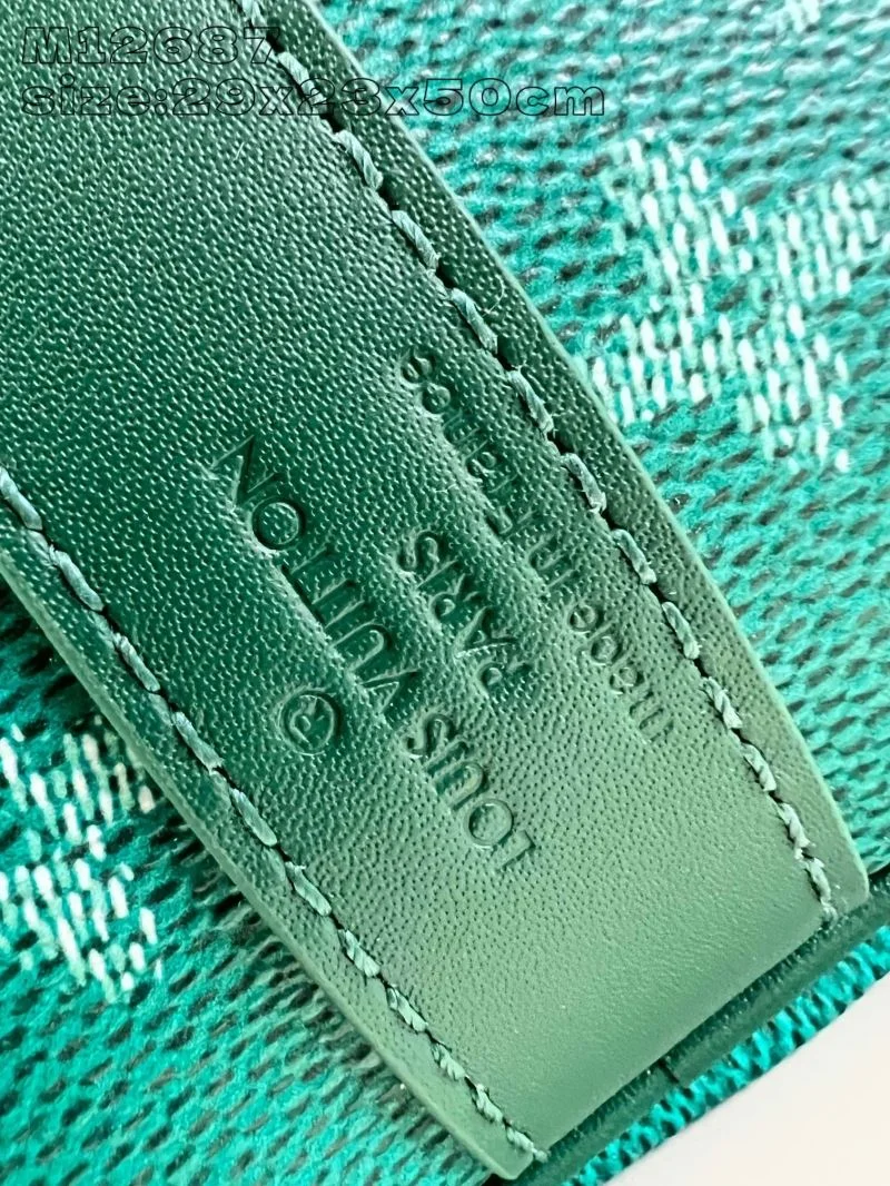 Louis Vuitton Travel Bags Snug 41044