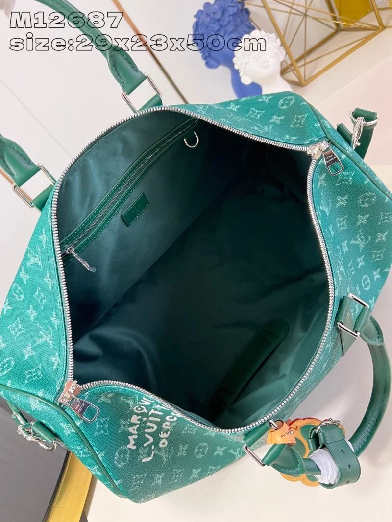 Louis Vuitton Travel Bags Snug 41044