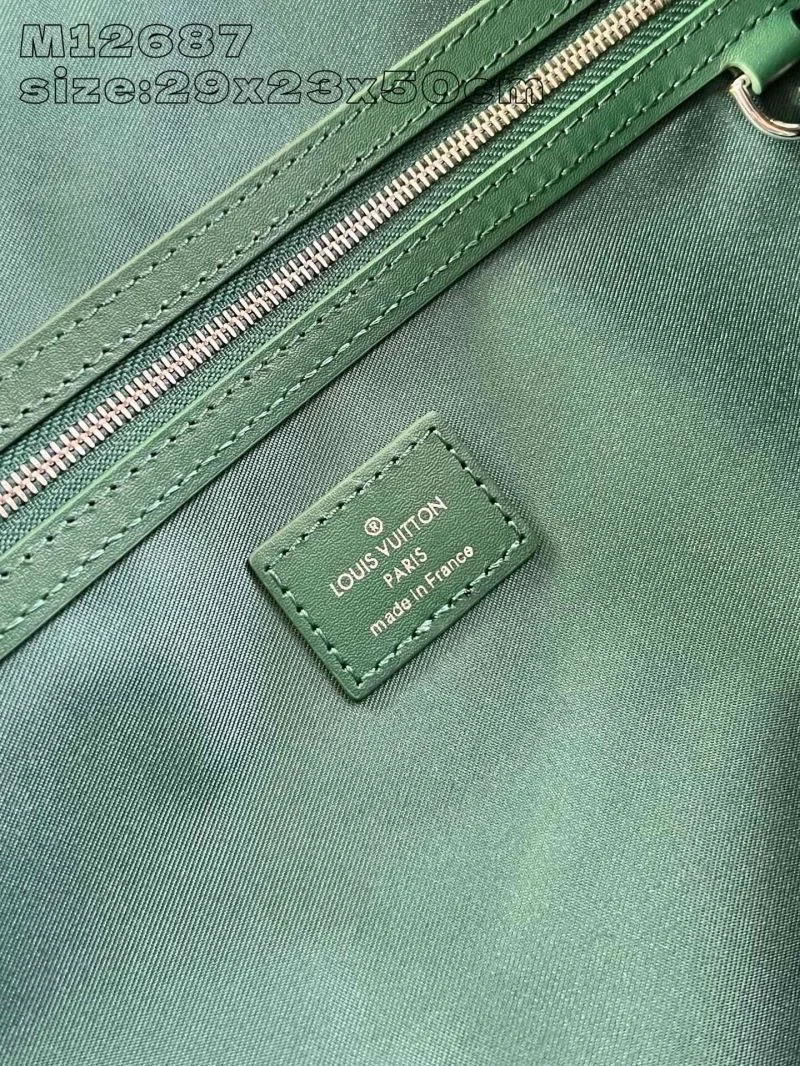 Louis Vuitton Travel Bags Snug 41044