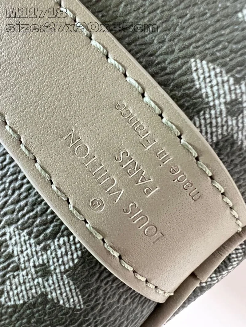 Practical Louis Vuitton Travel Bags 40993