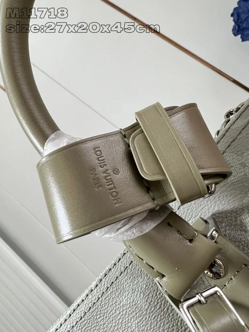 Practical Louis Vuitton Travel Bags 40993