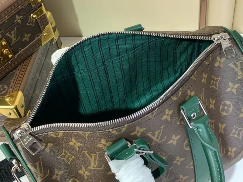 Louis Vuitton Travel Bags RelaxedFit 40988