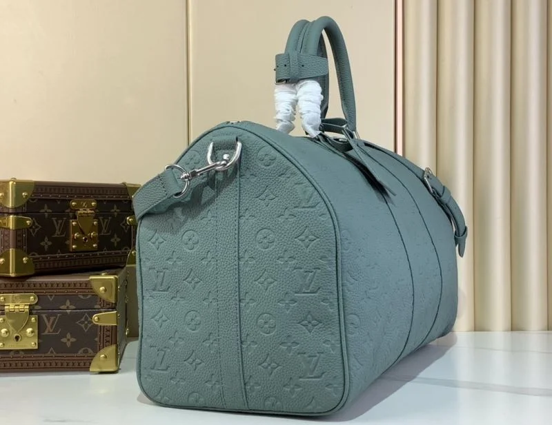 Louis Vuitton Travel Bags ModernLook 40265