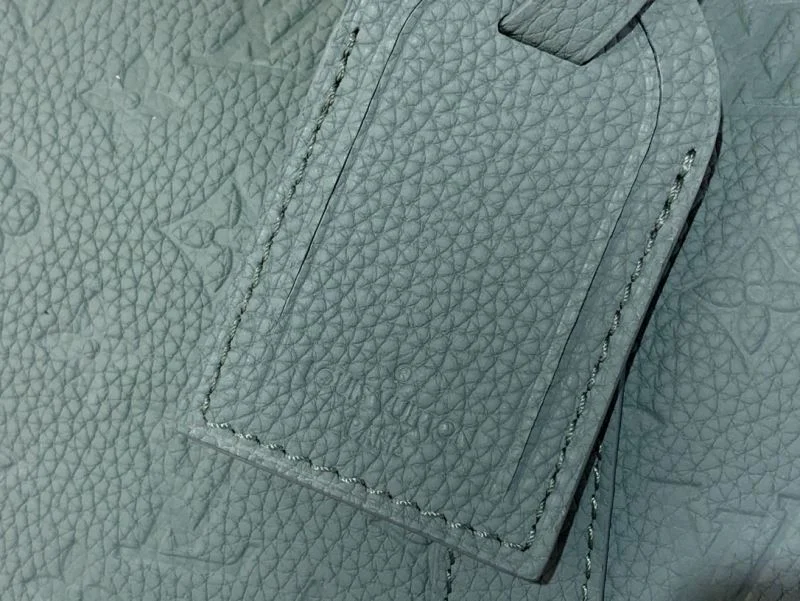 Louis Vuitton Travel Bags ModernLook 40265