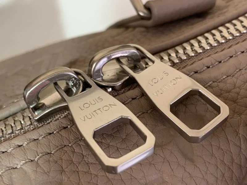 Louis Vuitton Travel Bags GoAnywhere 40263
