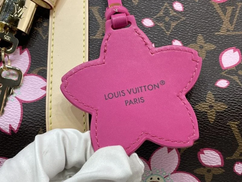 Practical Louis Vuitton Travel Bags 40262