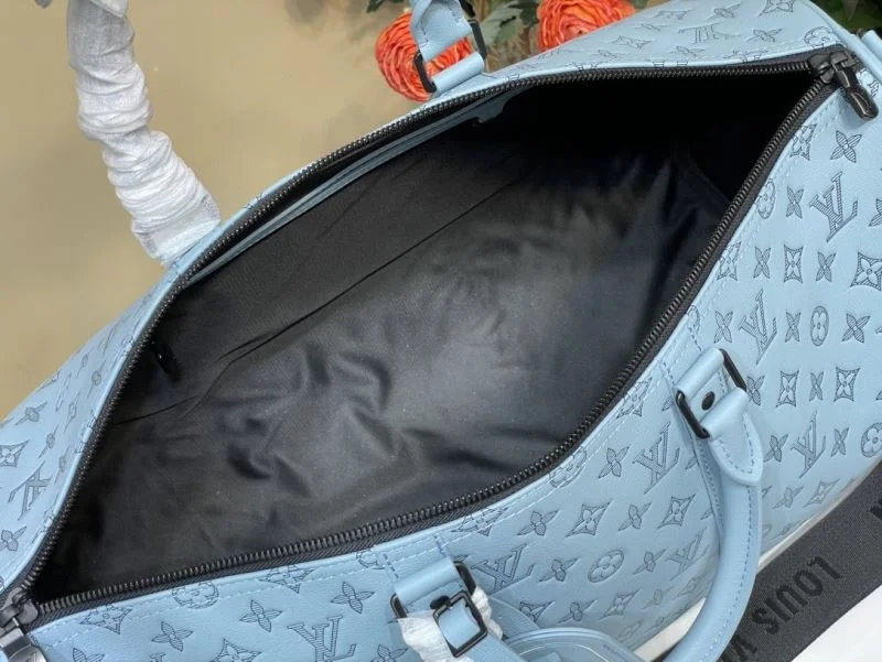 Practical Louis Vuitton Travel Bags 40277