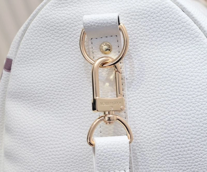 SmoothTexture Louis Vuitton Travel Bags 79141