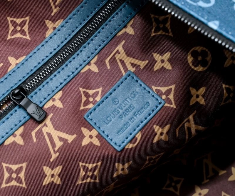 Louis Vuitton Travel Bags ComfortFit 79139