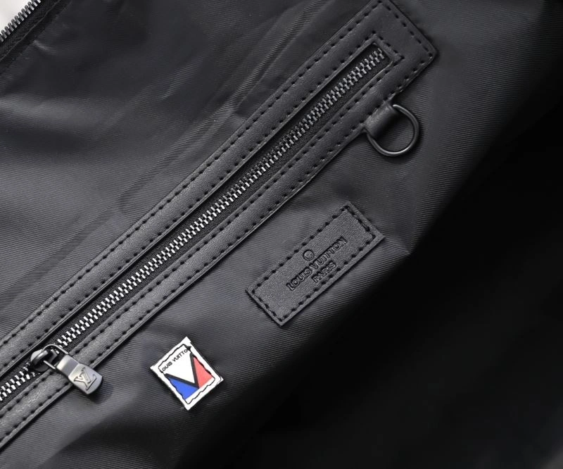 Louis Vuitton Travel Bags EyeCatching 79123