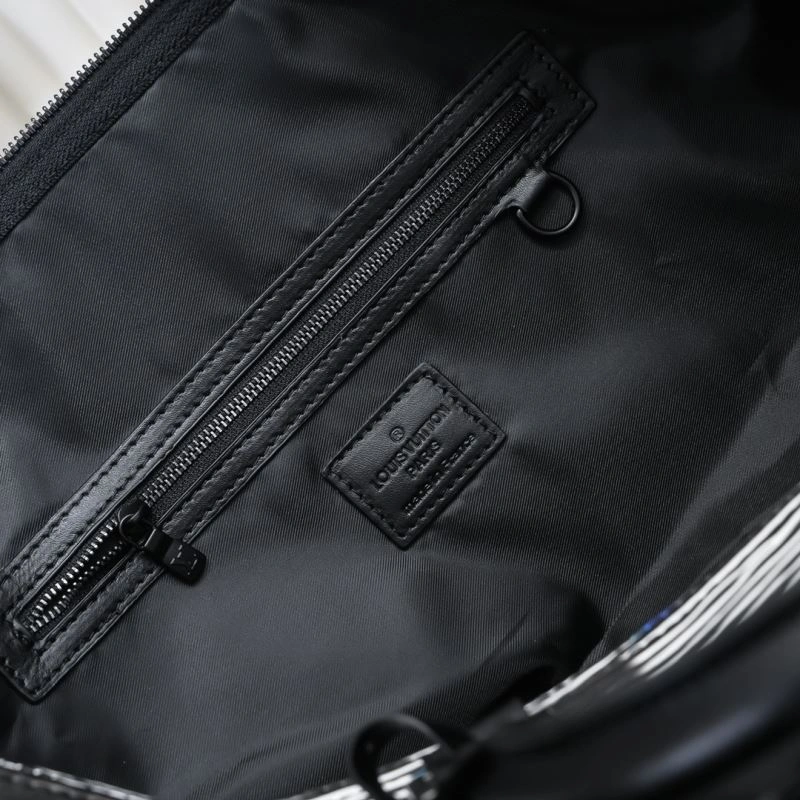 Louis Vuitton Travel Bags ModernLook 79114