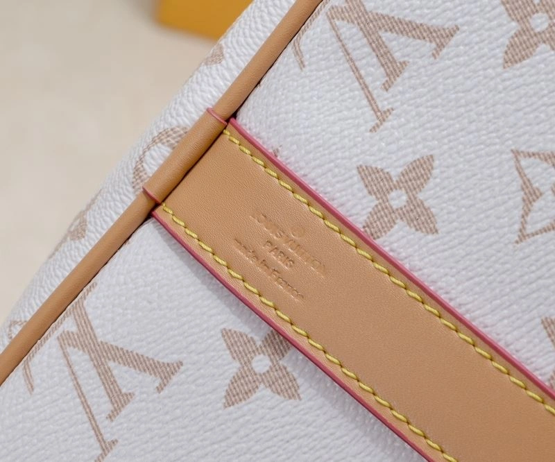HighPerformance Louis Vuitton Travel Bags 79113