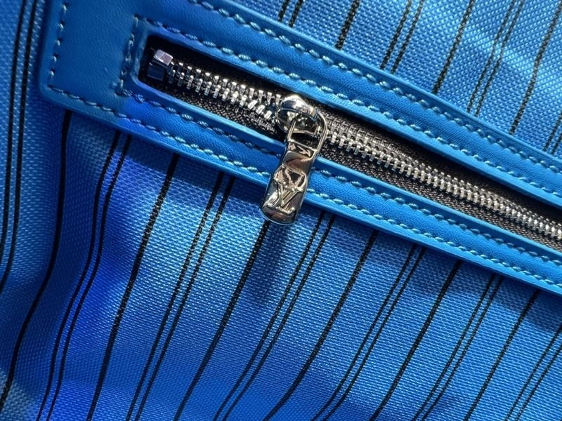 Louis Vuitton Travel Bags Seasonal 79097