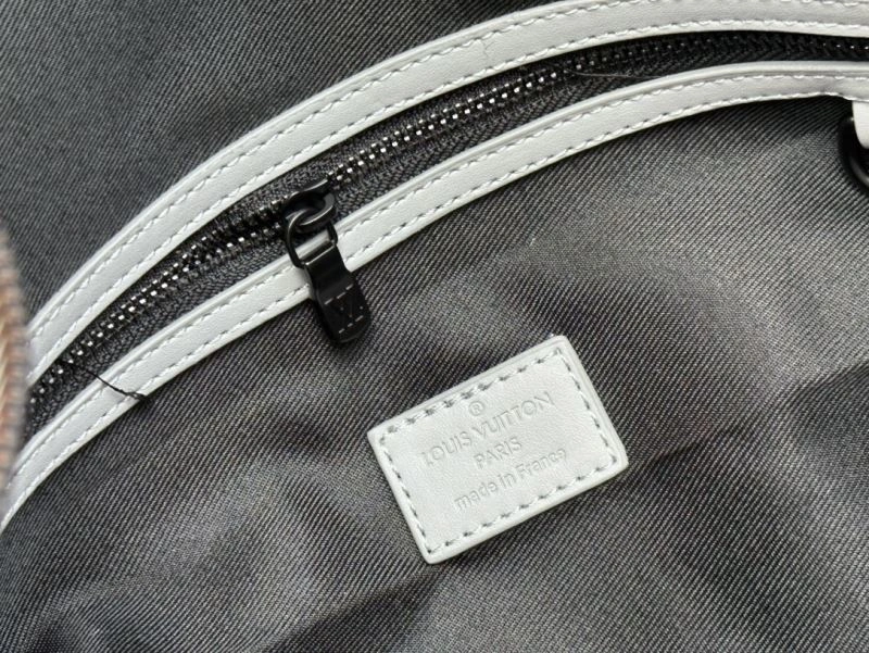 SunProtective Louis Vuitton Travel Bags 79101