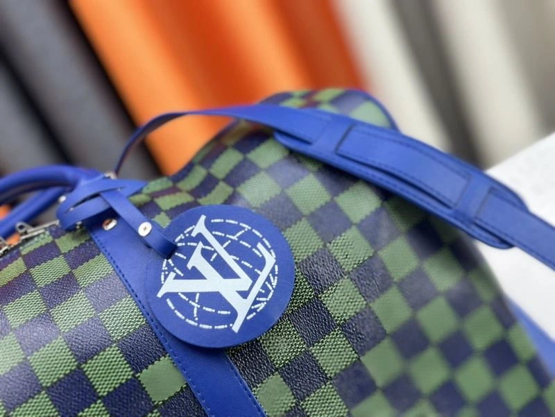 Tailored Louis Vuitton Travel Bags 79096