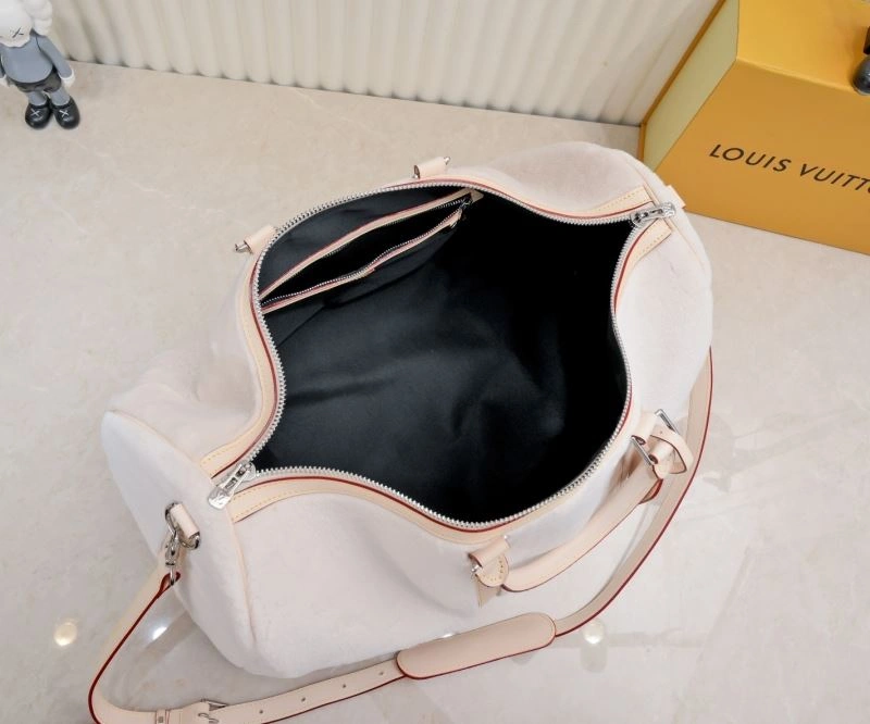 Louis Vuitton Travel Bags Bold 79081