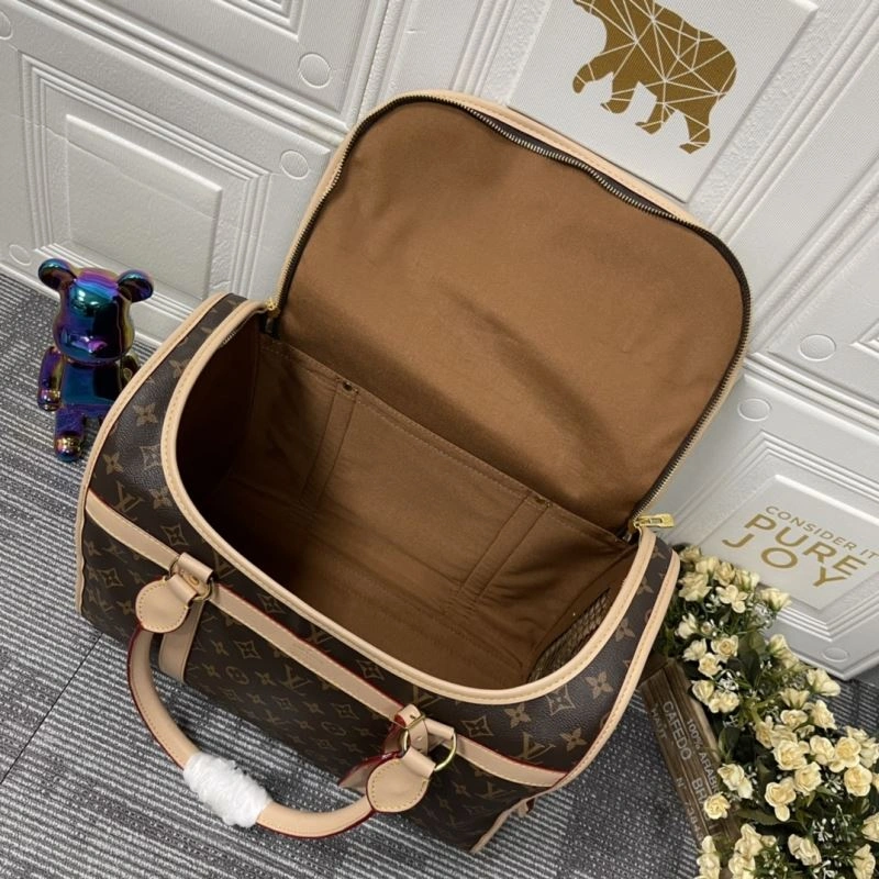 Louis Vuitton Travel Bags Sleek 79082