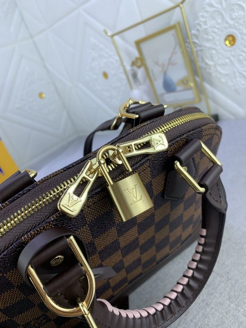 Louis Vuitton Travel Bags Cozy 79080