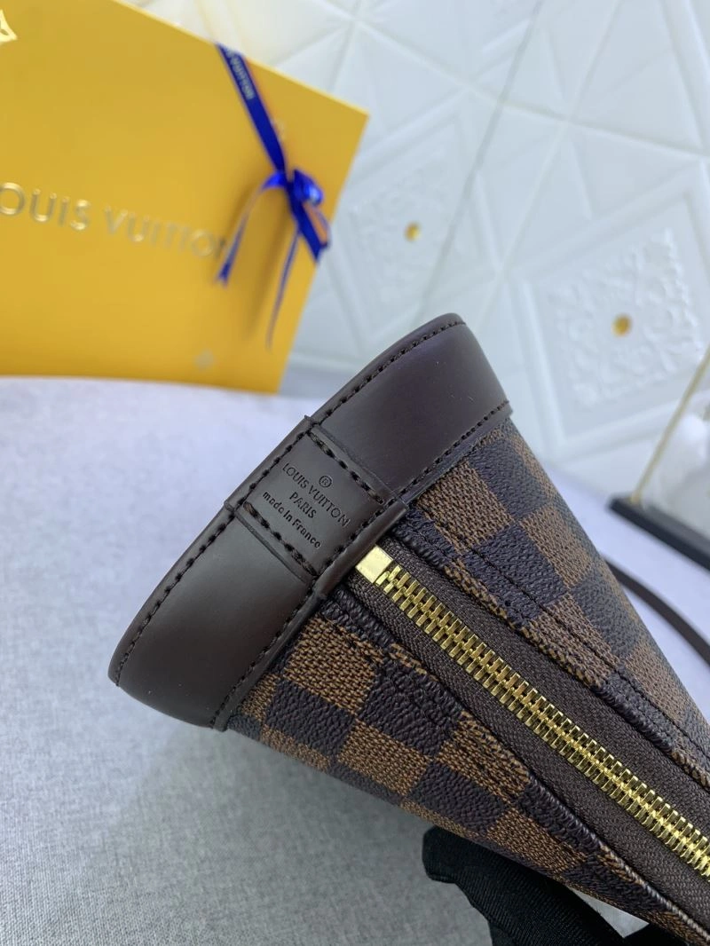Louis Vuitton Travel Bags Cozy 79080
