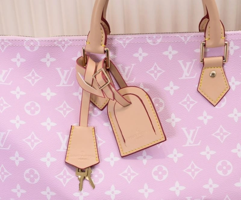 WaterResistant Louis Vuitton Travel Bags 79089