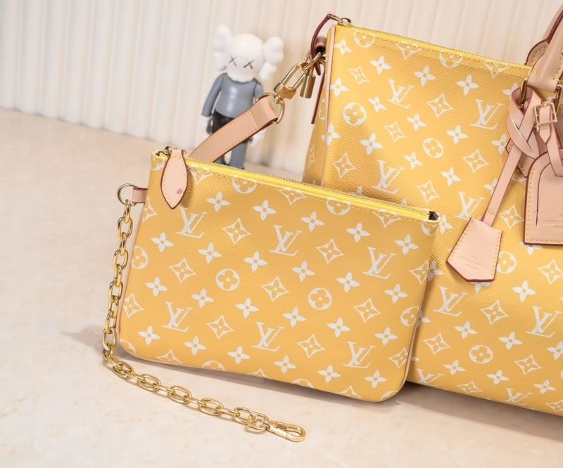 Louis Vuitton Travel Bags UrbanChic 79075