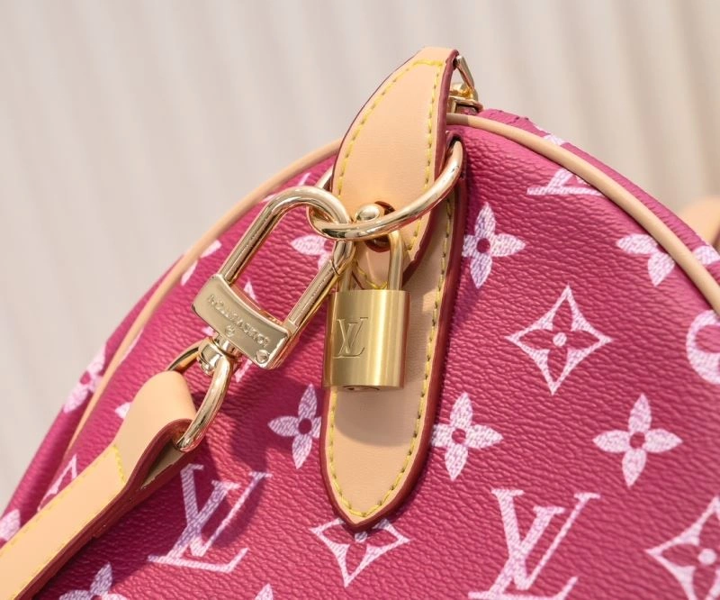 Louis Vuitton Travel Bags WellDesigned 79076