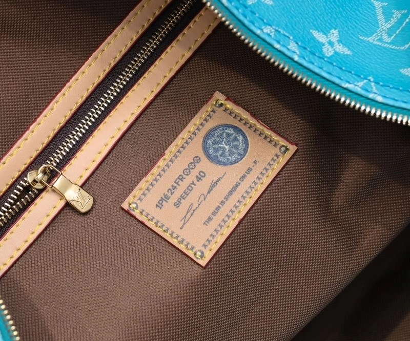 Louis Vuitton Travel Bags TechFriendly 79071