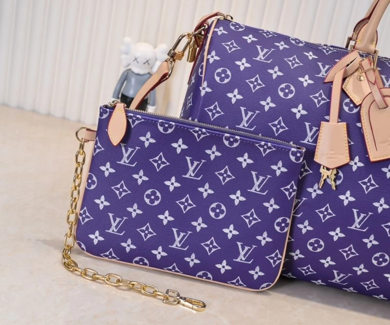 Comfortable Louis Vuitton Travel Bags 79070