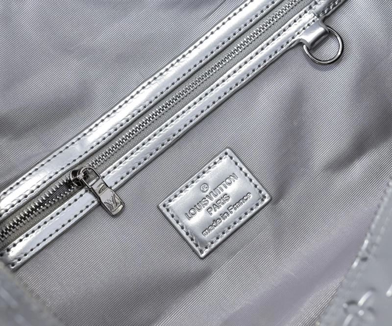 Premium Louis Vuitton Travel Bags 79065