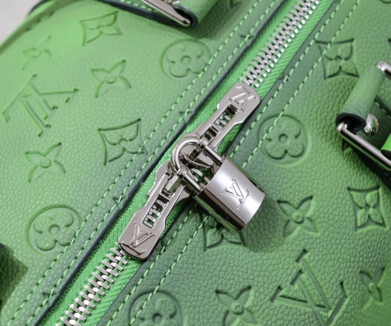Louis Vuitton Travel Bags Versatile 79064
