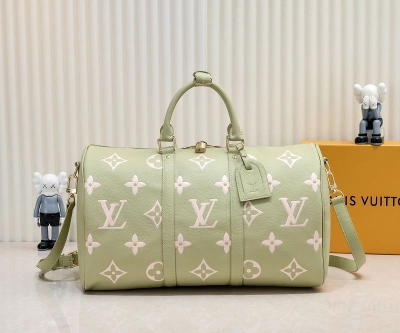 WaterResistant Louis Vuitton Travel Bags 79053