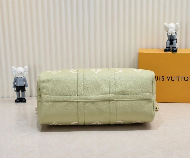 WaterResistant Louis Vuitton Travel Bags 79053