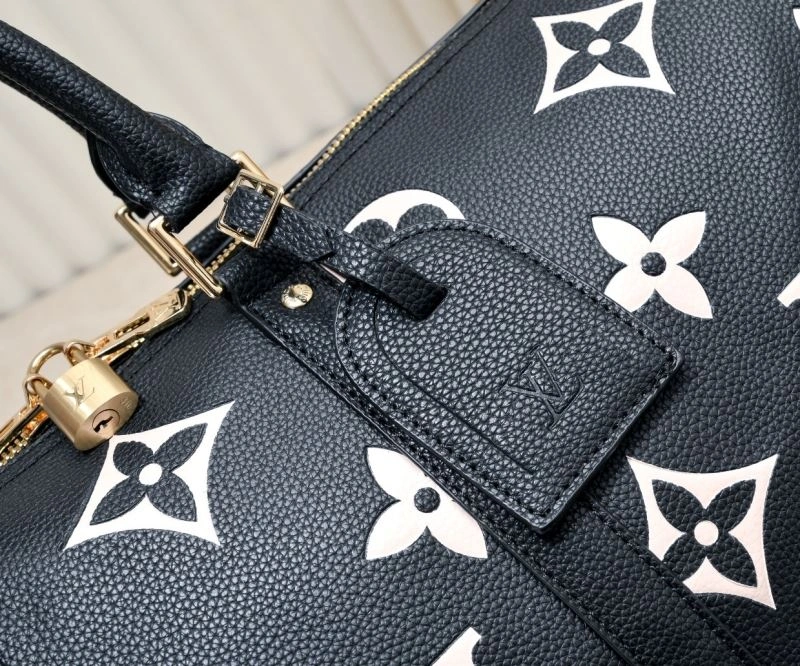 Resilient Louis Vuitton Travel Bags 79051