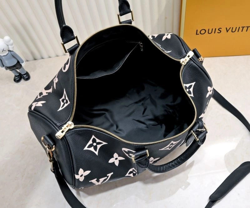 Resilient Louis Vuitton Travel Bags 79051