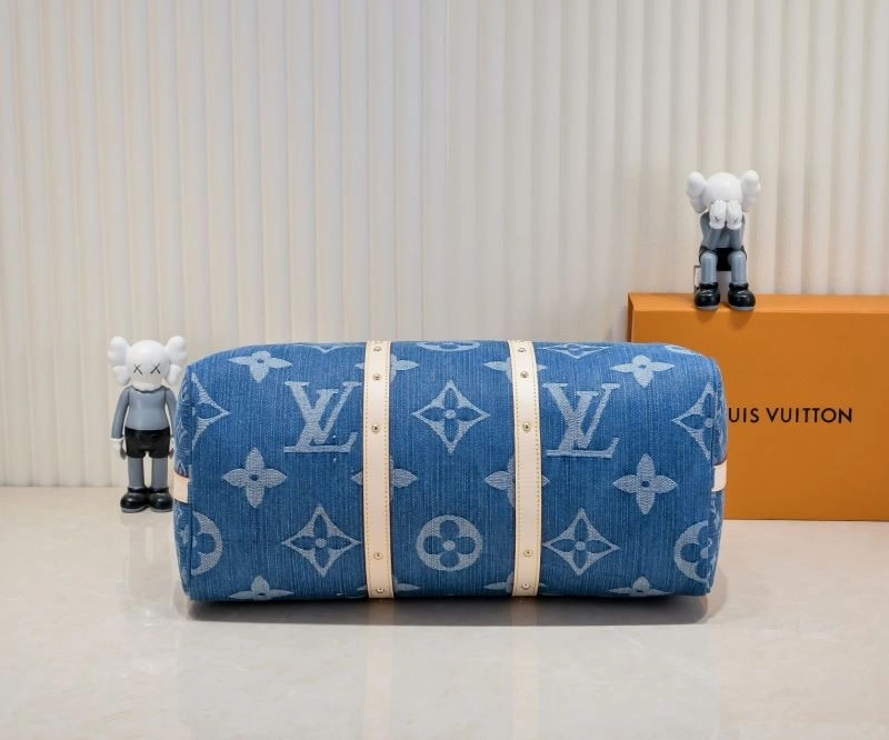 Louis Vuitton Travel Bags Resilient 79044