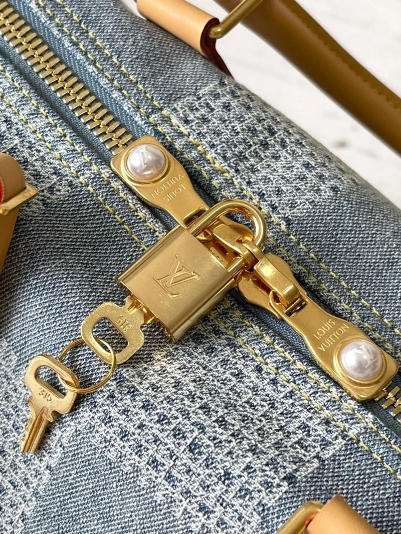 Louis Vuitton Travel Bags Classic 39321