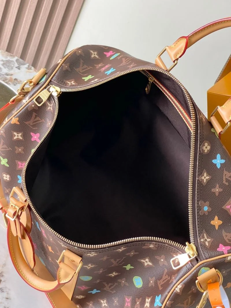 EasyMatch Louis Vuitton Travel Bags 39335