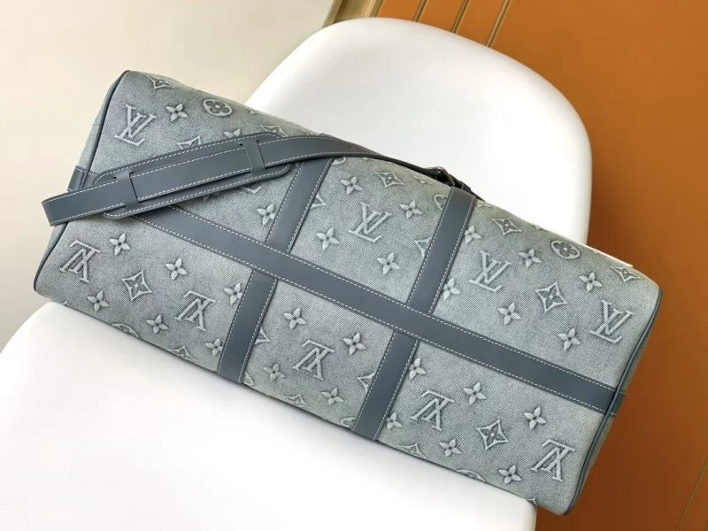 MultiPurpose Louis Vuitton Travel Bags 39076
