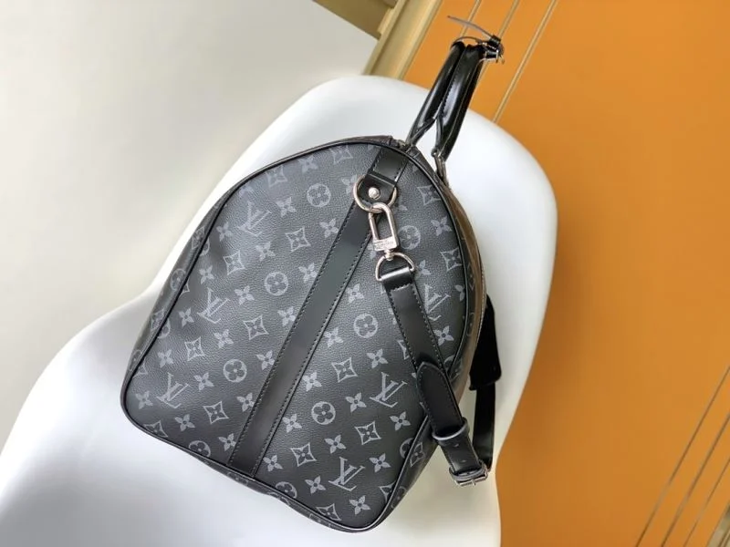 Versatile Louis Vuitton Travel Bags 39090