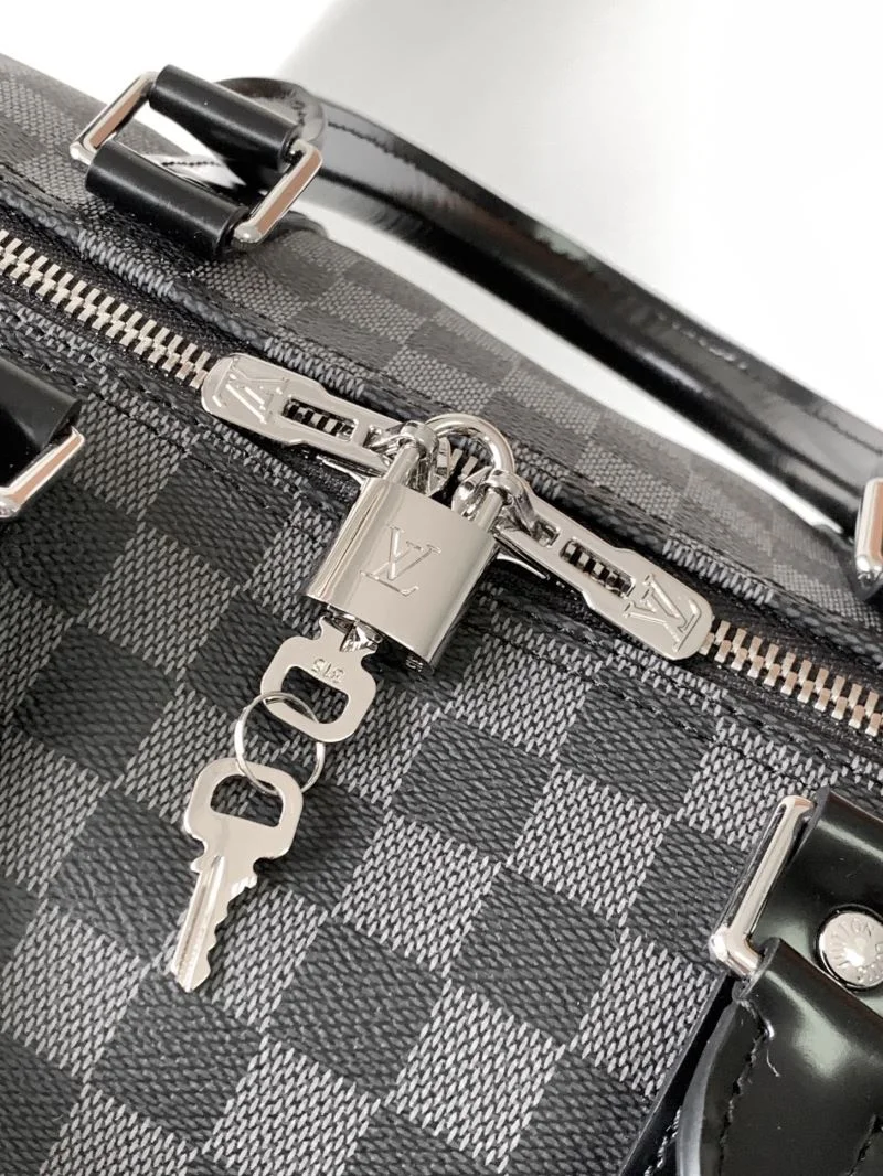 Louis Vuitton Travel Bags Soft 39106