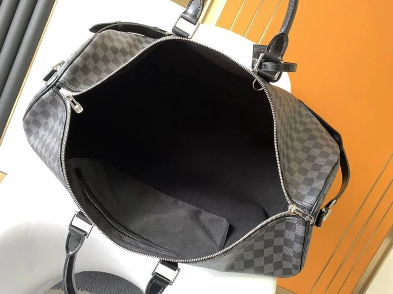 Louis Vuitton Travel Bags Soft 39106