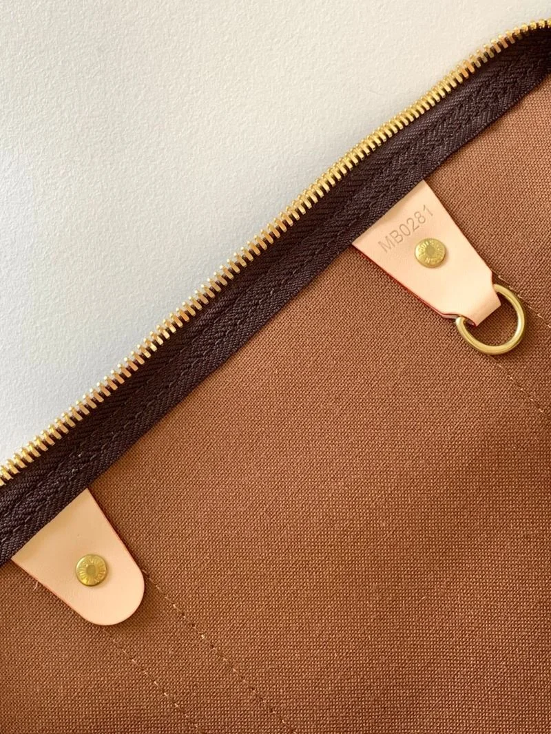 Louis Vuitton Travel Bags TechFriendly 39064